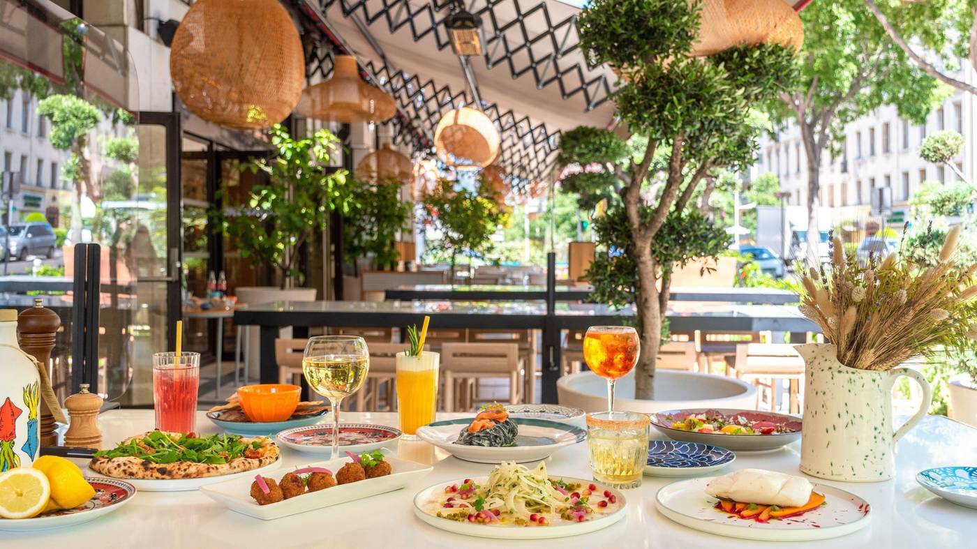 Holiday-Inn-Nice-Restaurant-6