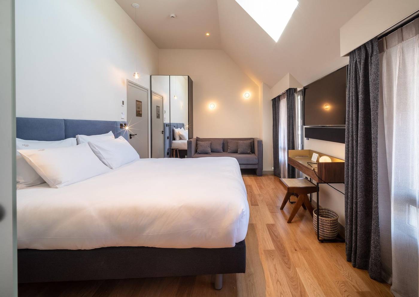 Hebe Hotel-France-ANNECY-Room-10