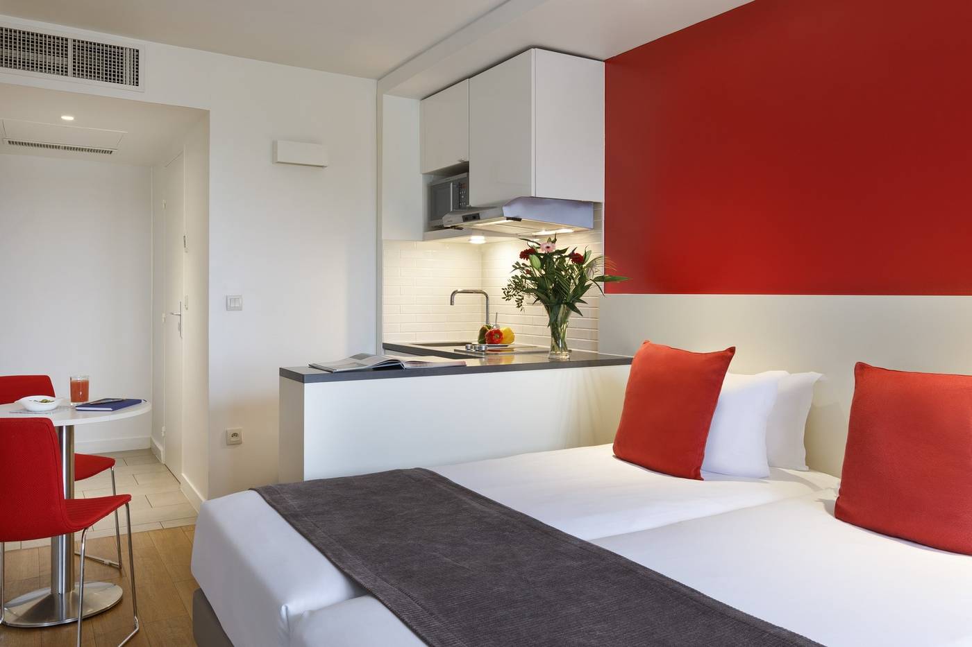 Citadines-Montparnasse-Paris-Room-4