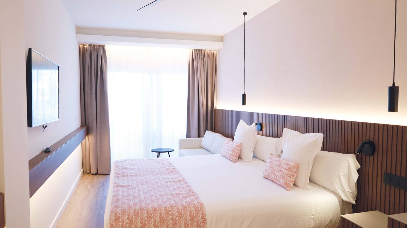 Port-Ciutadella-Room-26