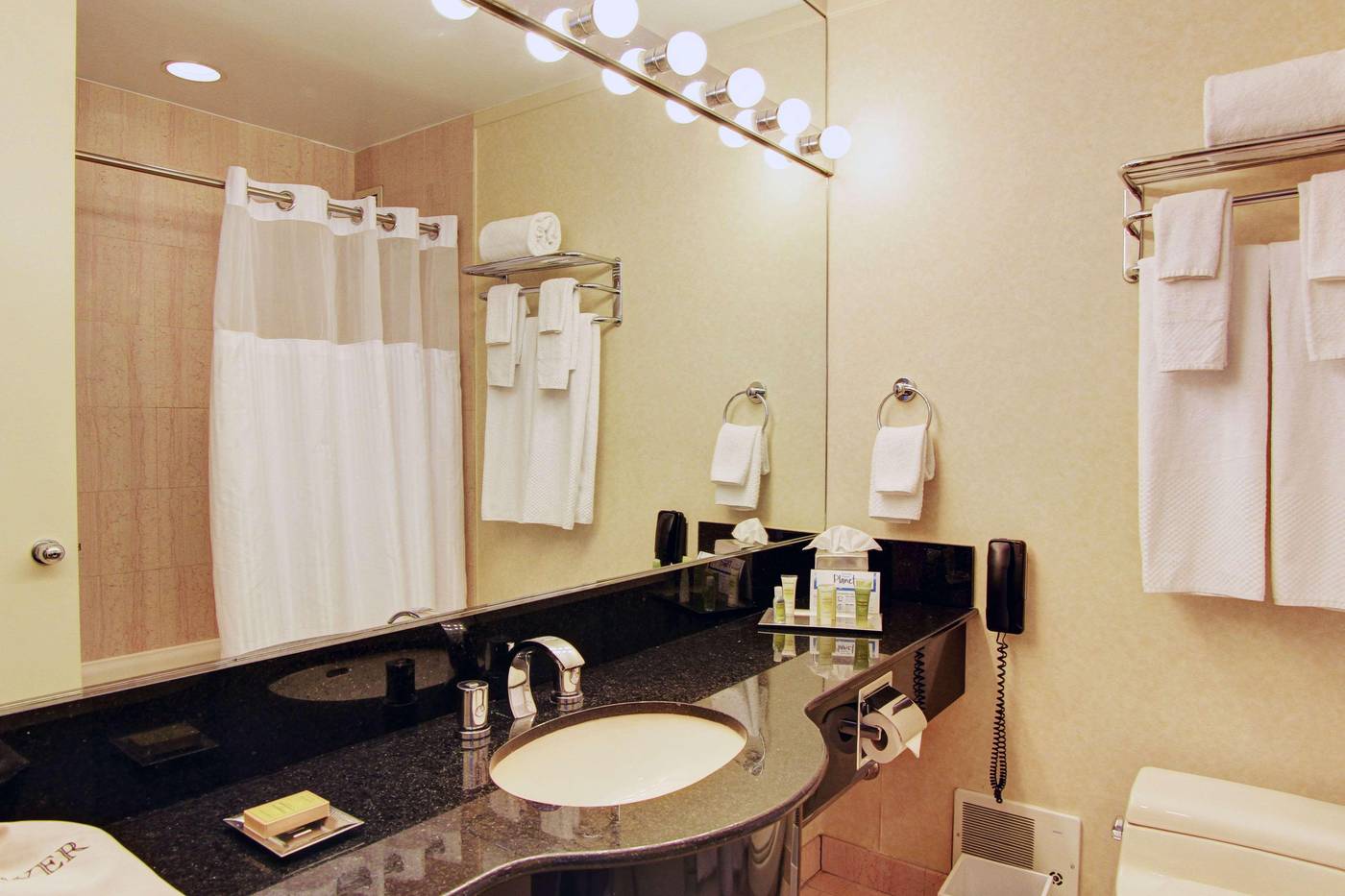 Millennium-Downtown-New-York-Room-35