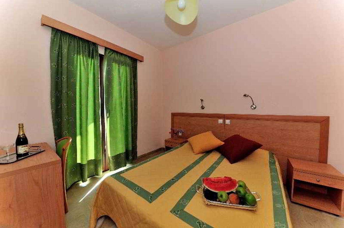 Vassilias-beach-Room-8