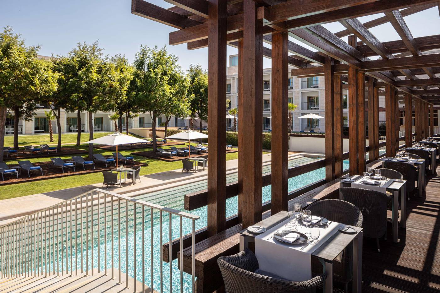Anantara-Vilamoura-Algarve-Resort-Bar-7
