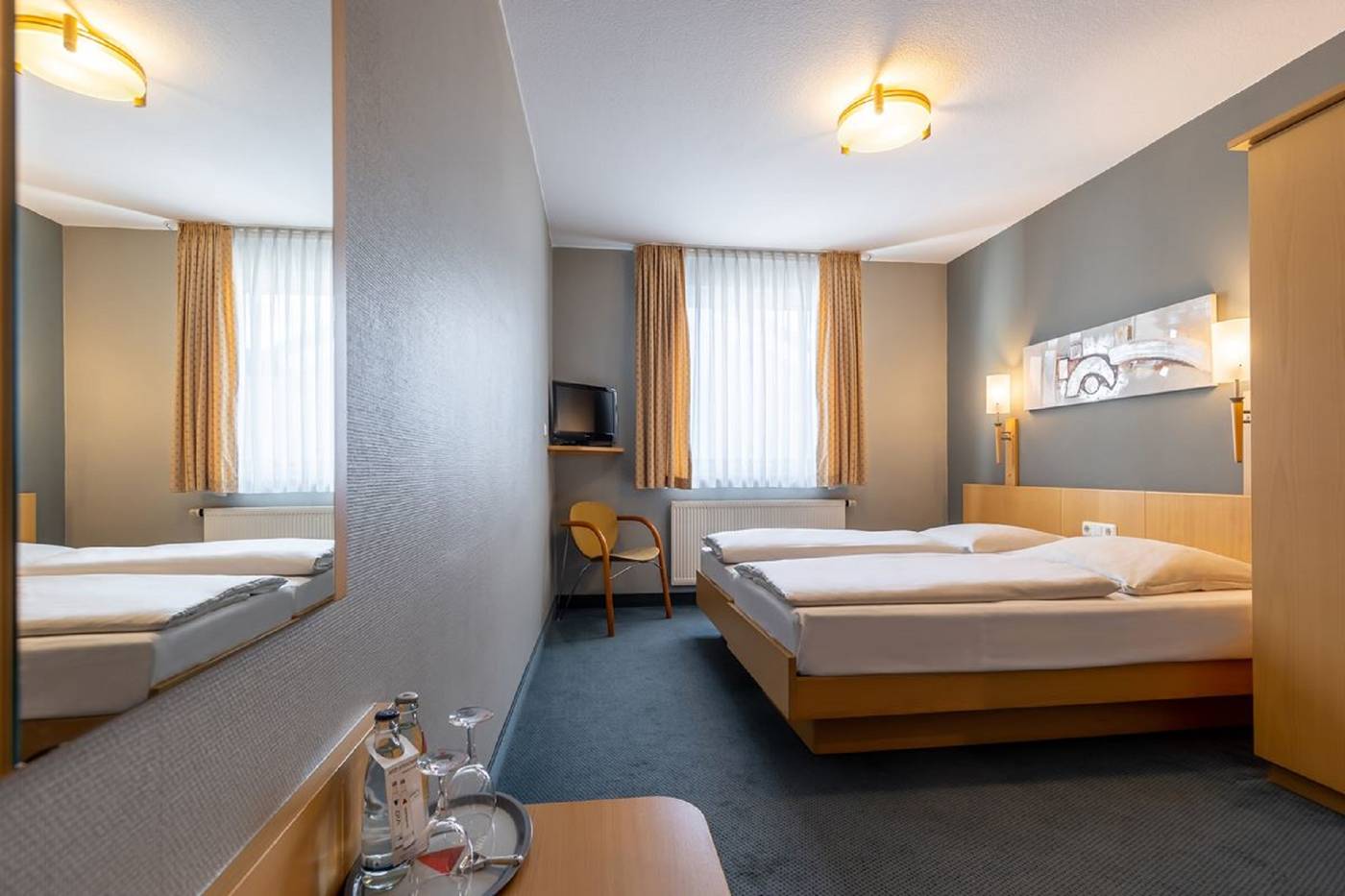 Trip-Inn-Hotel-Conti-Room-9