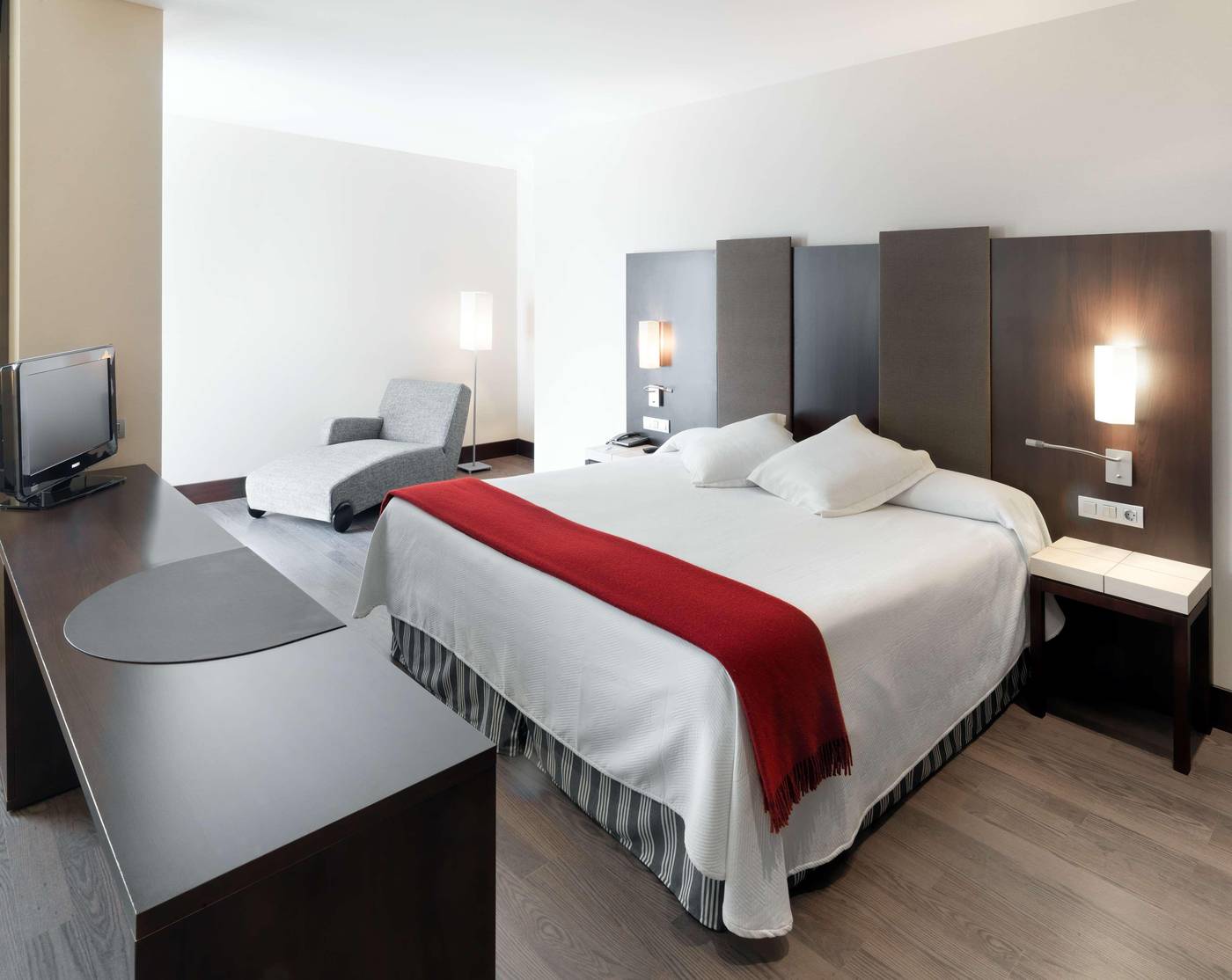 NH-Campo-de-Gibraltar-Room-4