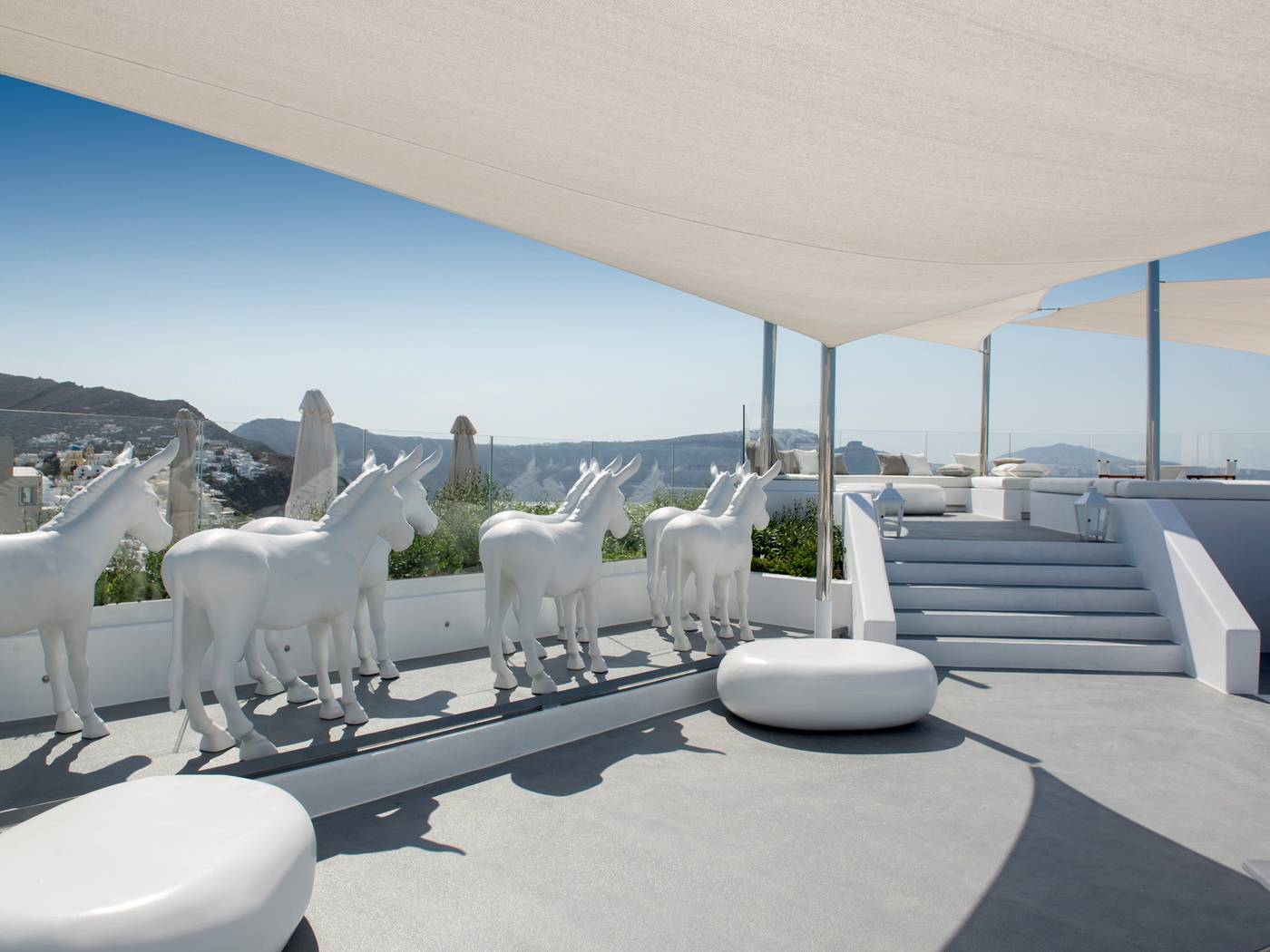 Canaves-Sunday-Terrace-4