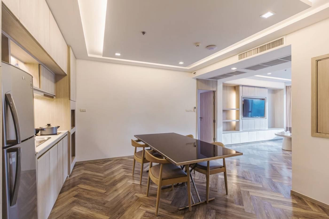 Jasmine-Grande-Residence-Room-38