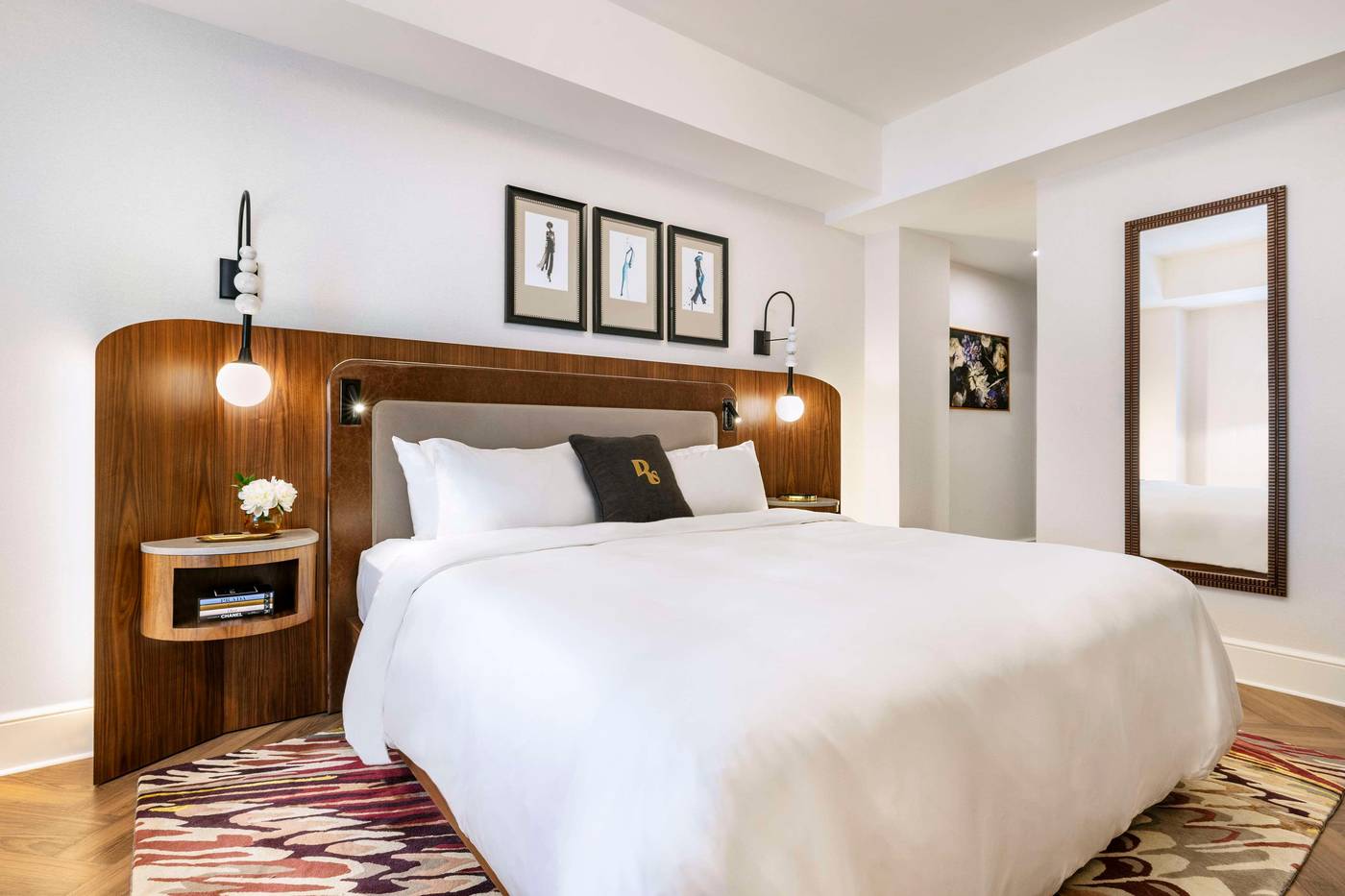 The-Benjamin-Royal-Sonesta-Hotel-Room-27