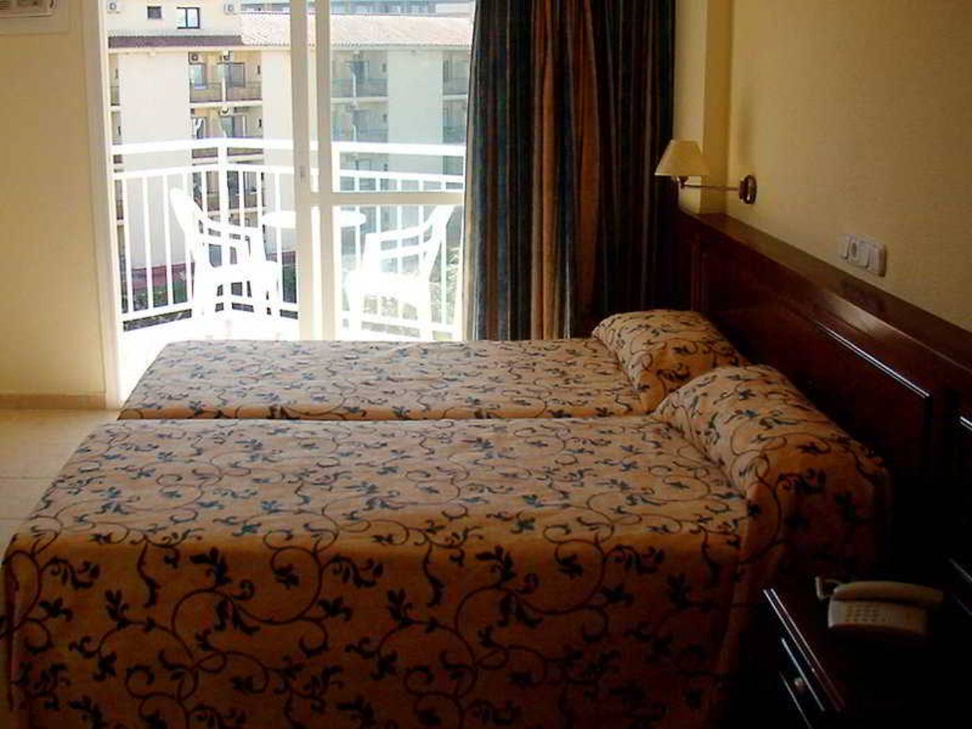 Don-Paquito-Room-54