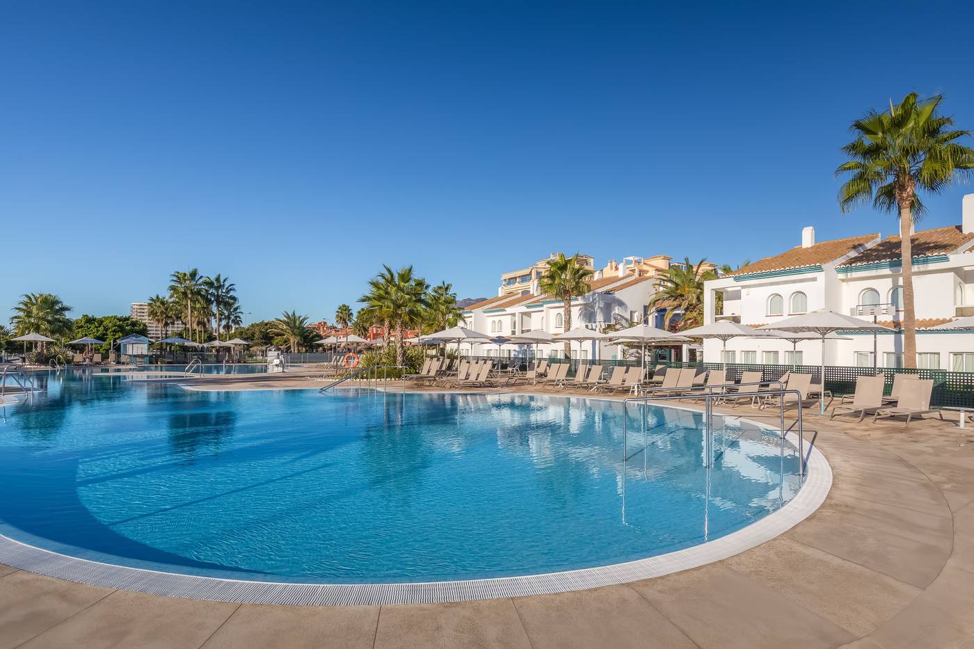 Occidental-Torremolinos-Playa-Pool-2