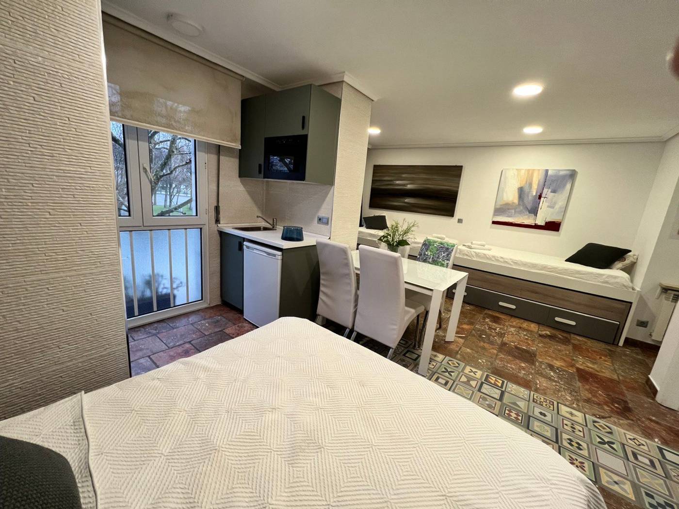 Apartamentos Las Brisas-Spain-SANTANDER-Room-3