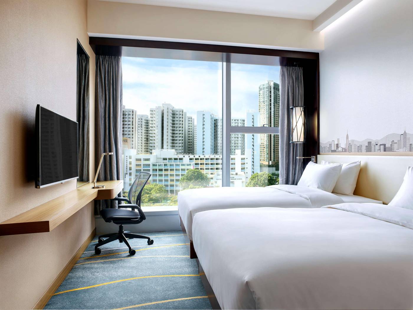 Hilton-Garden-Inn-Hong-Kong-Mongkok-Room-6