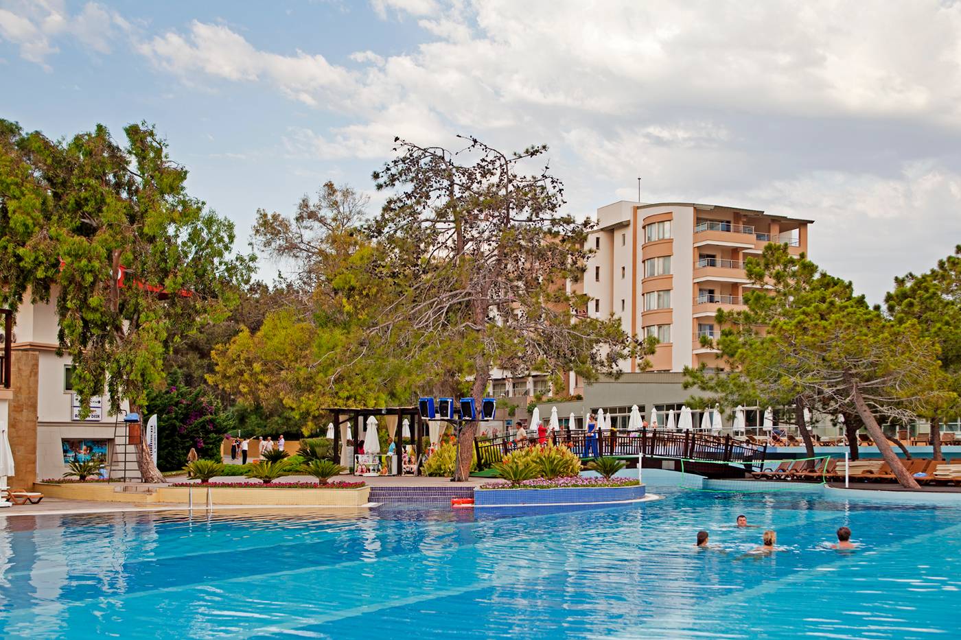 Sueno-Hotels-Beach-Side-Beach-7