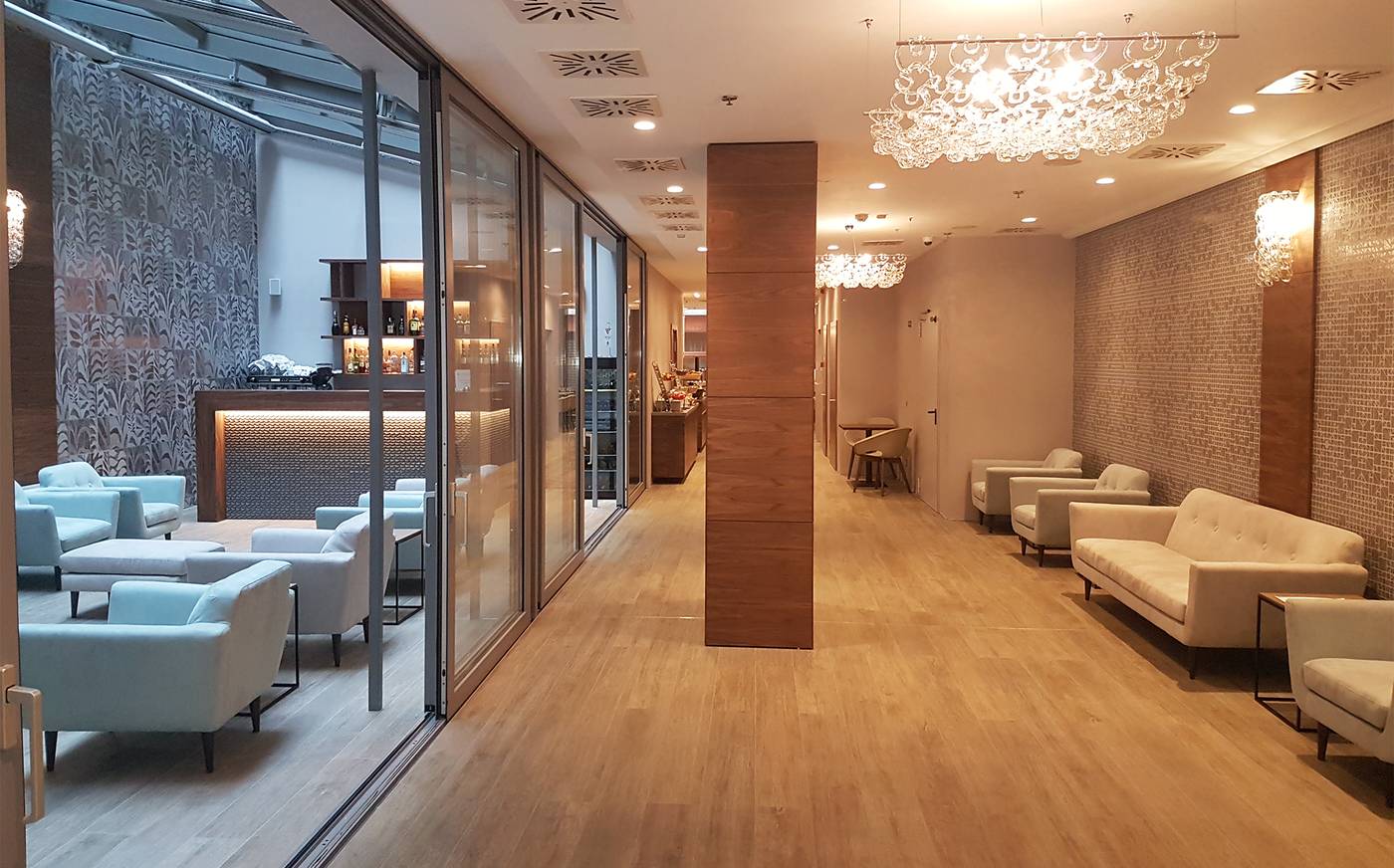 Charm-Hotel-Budapest-Lobby-1