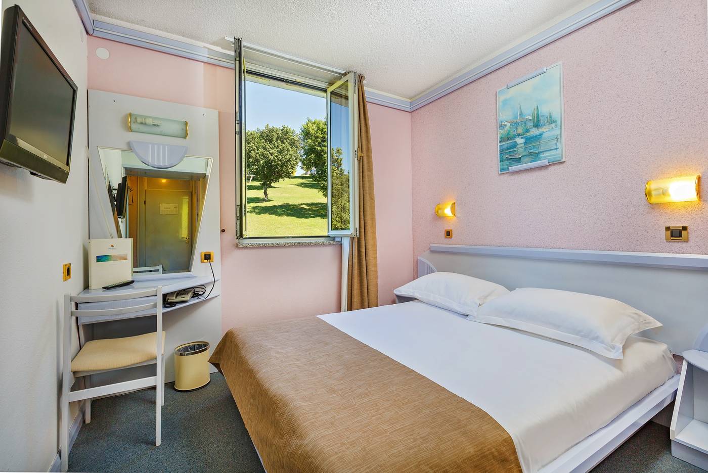 Hotel-Plavi-Plava-Laguna-Room-22