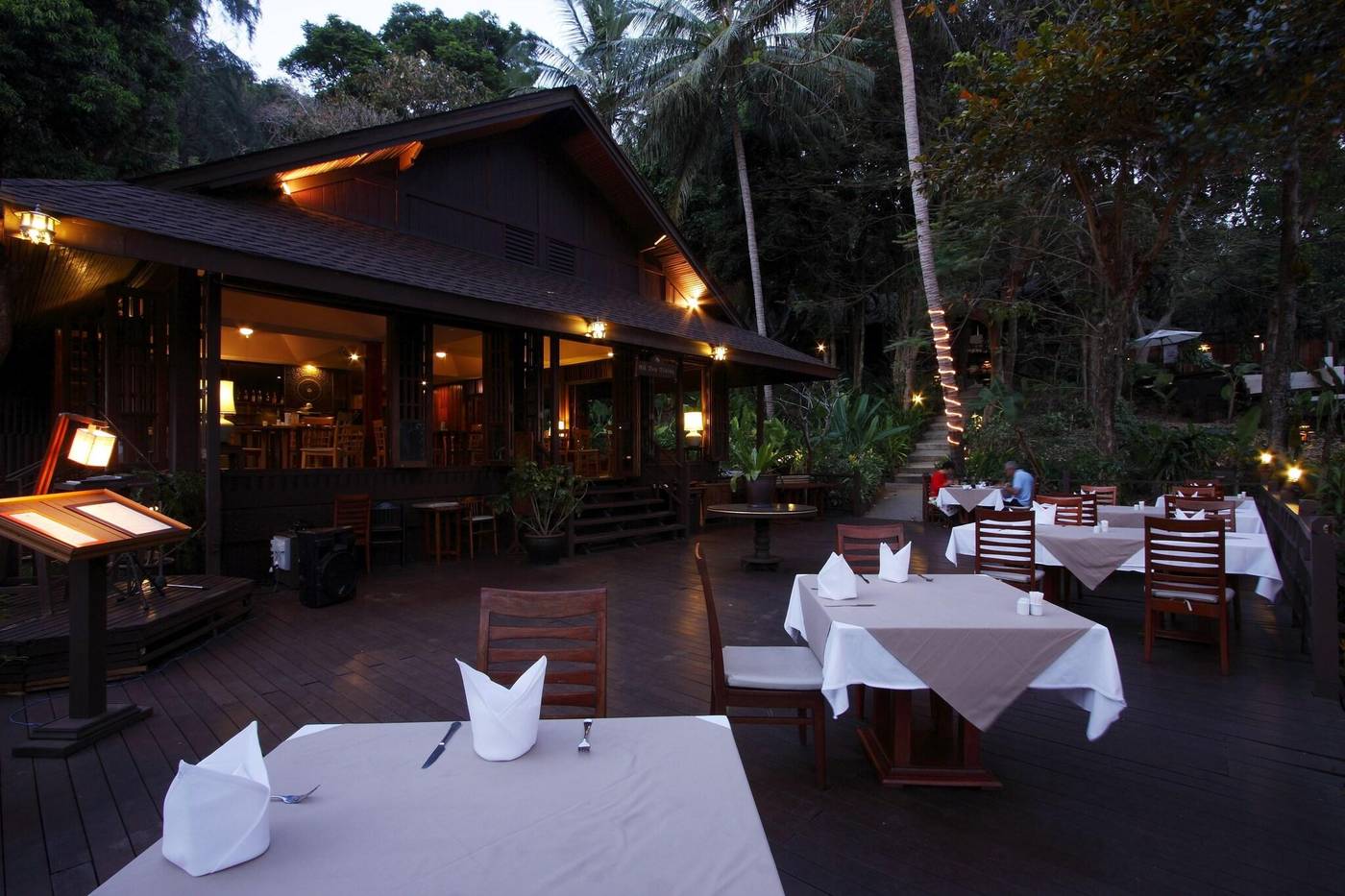 Baan-Krating-Phuket-Restaurant-14