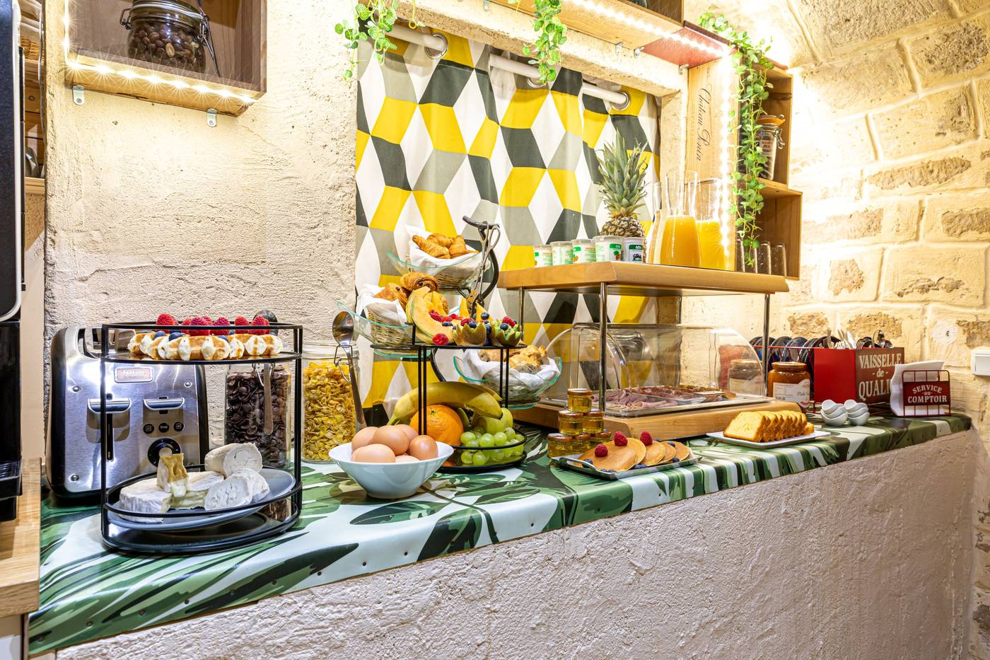 Hotel-Romance-Malesherbes-by-Patrick-Hayat-Restaurant-39