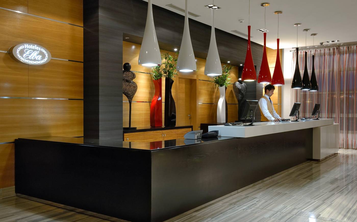 Elba-Carlota-Beach-Hotel-Lobby-40