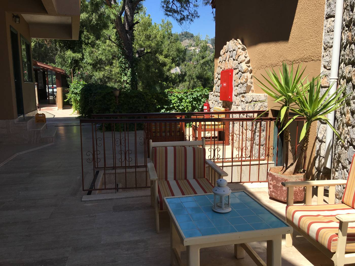 Belle-Vue-Hotel-General-view-5