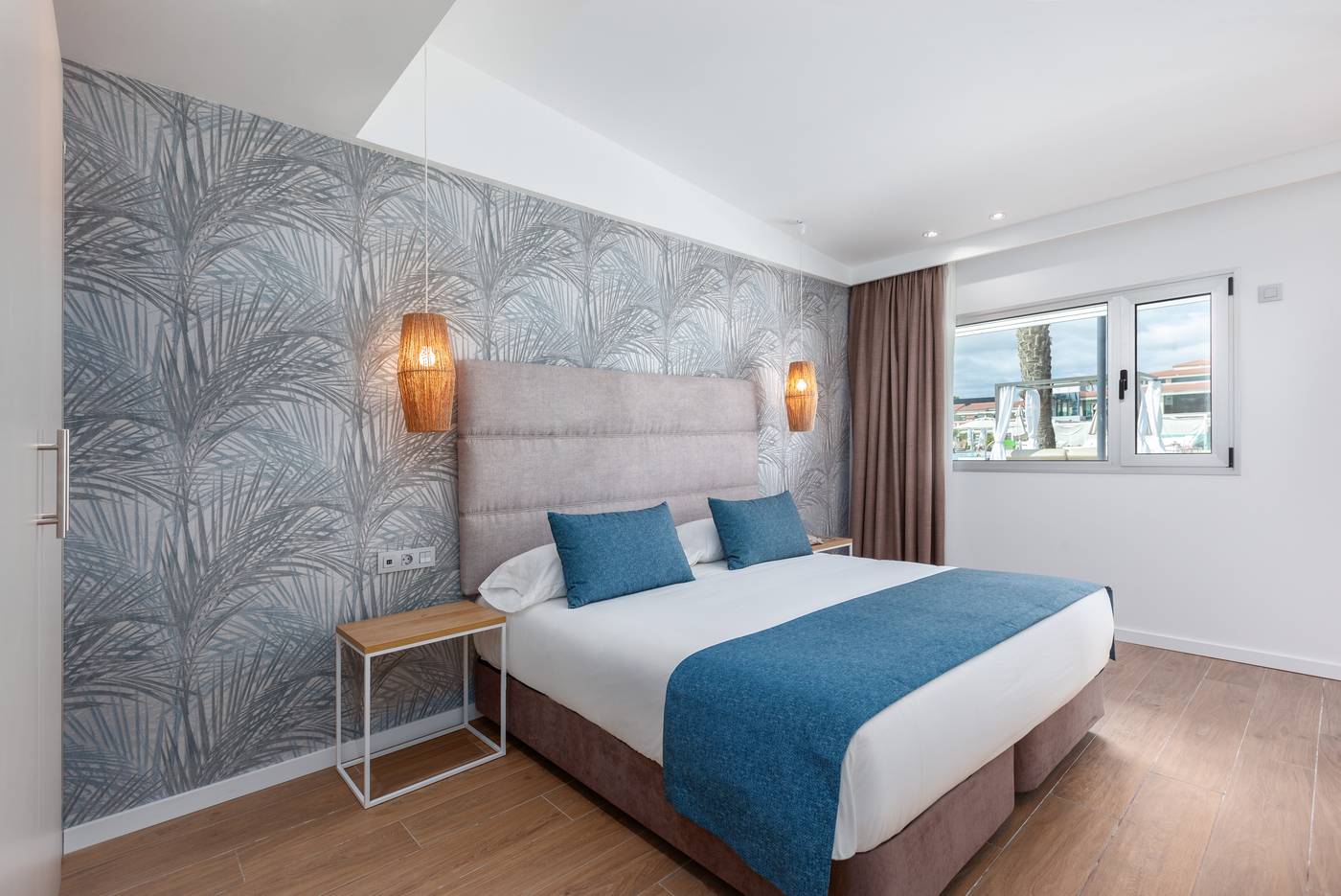 Kumara-Serenoa-by-Lopesan-Hotels-Room-28