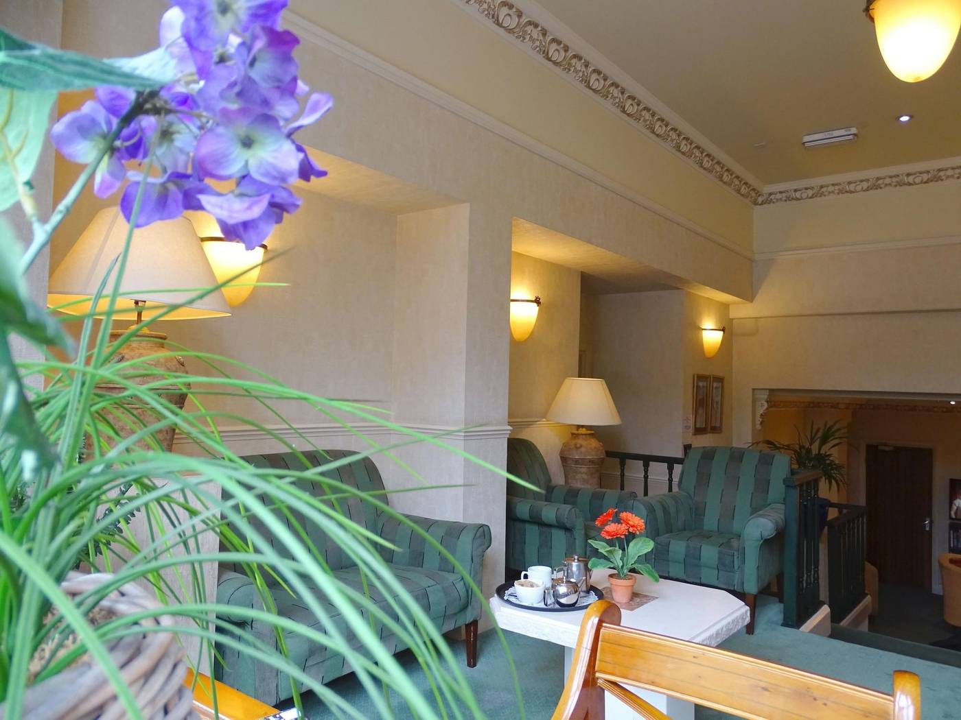 La-Trelade-Hotel-Lobby-13