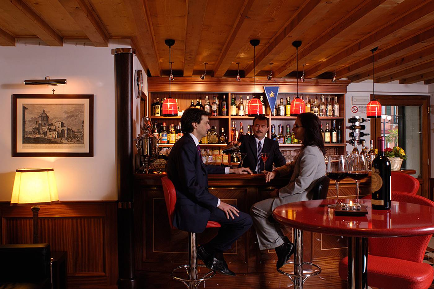 Unahotels-Ala-Venezia--Adults-16--Bar-14