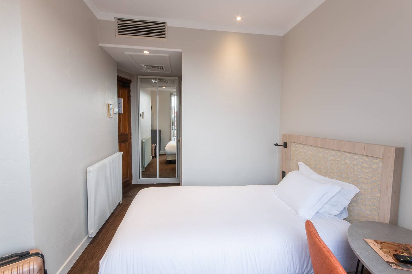 Hotel-Vendome-Room-23