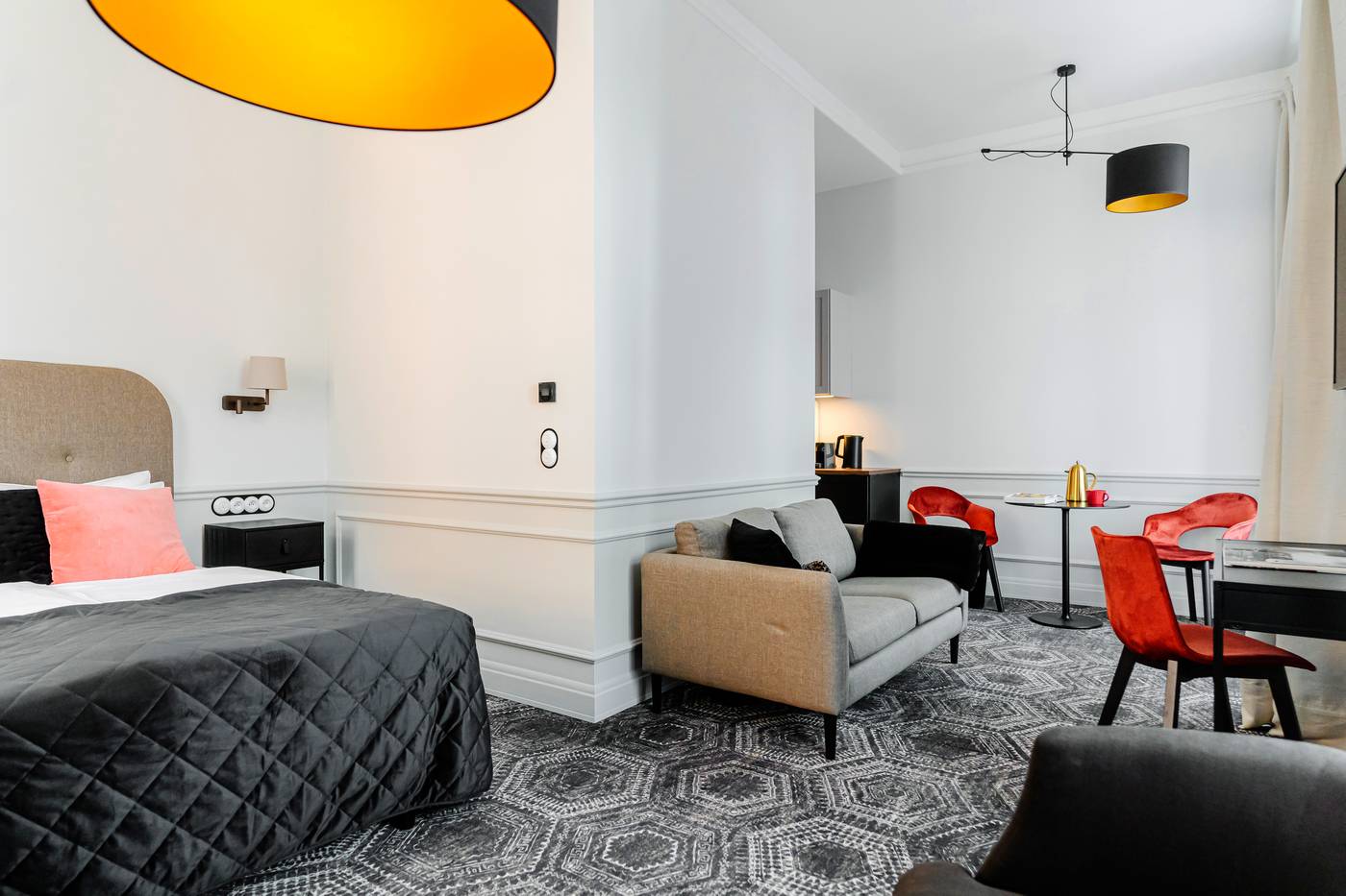 N33-Premium-Apartments-Old-Town---Destigo-Hotels-Room-1