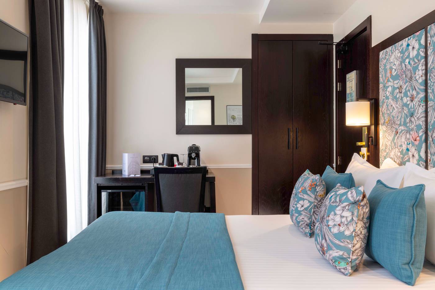 Park-Lane-Paris-Room-27