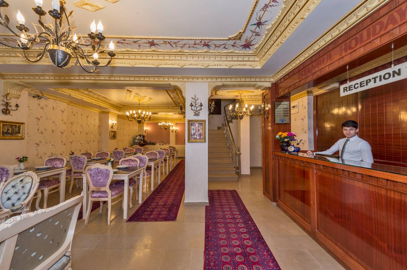 Istanbul-Holiday-Hotel-Lobby-3