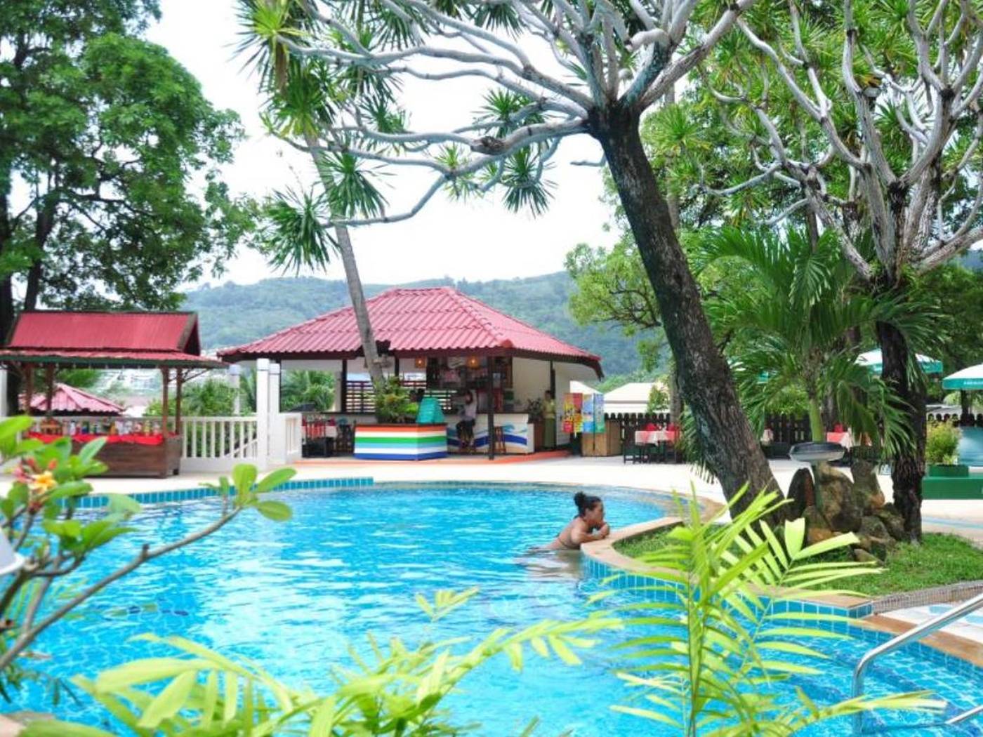 Patong-Lodge-Hotel-Pool-20