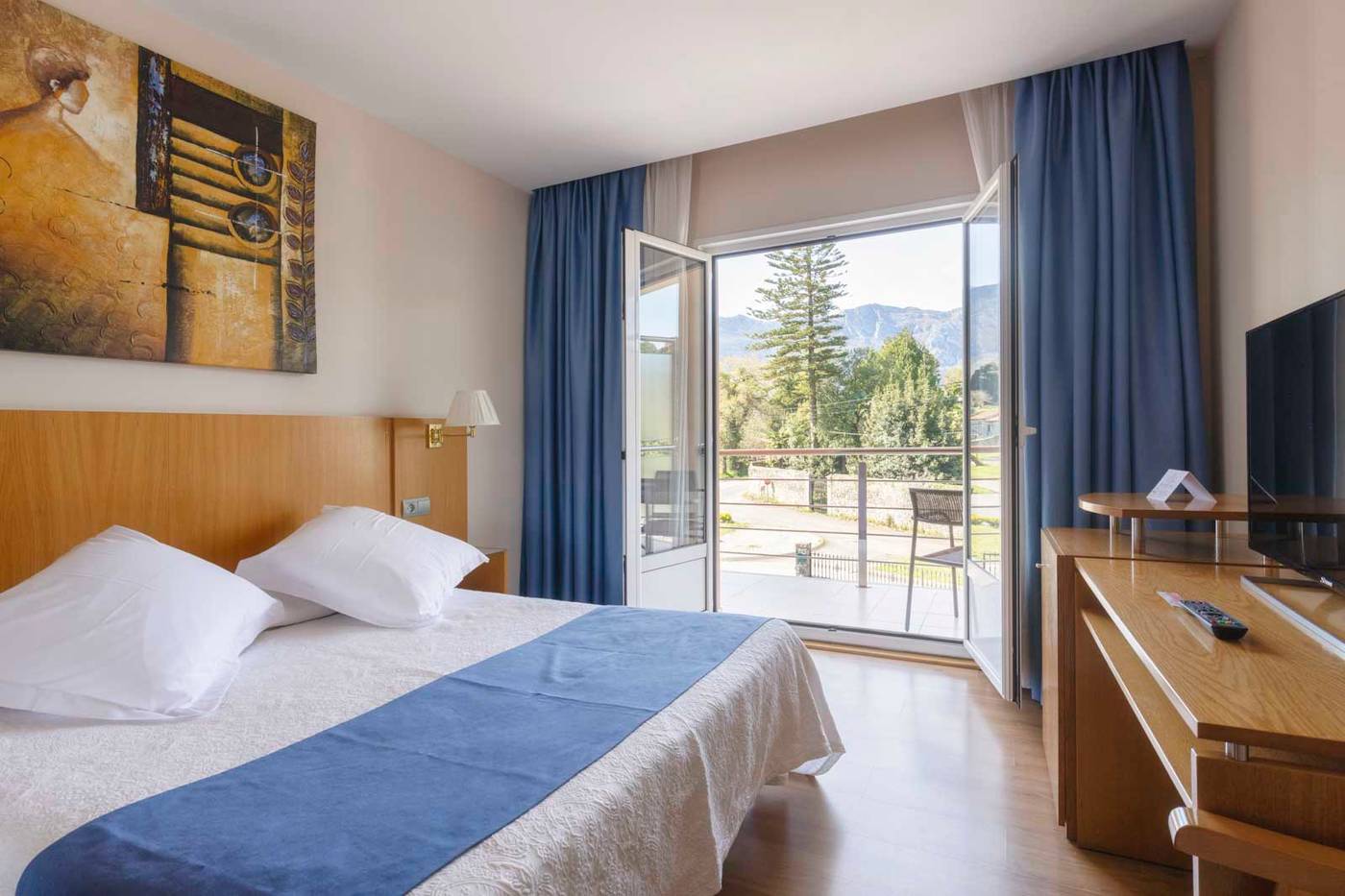 Villa de Llanes-Spain-LLANES-Room-4