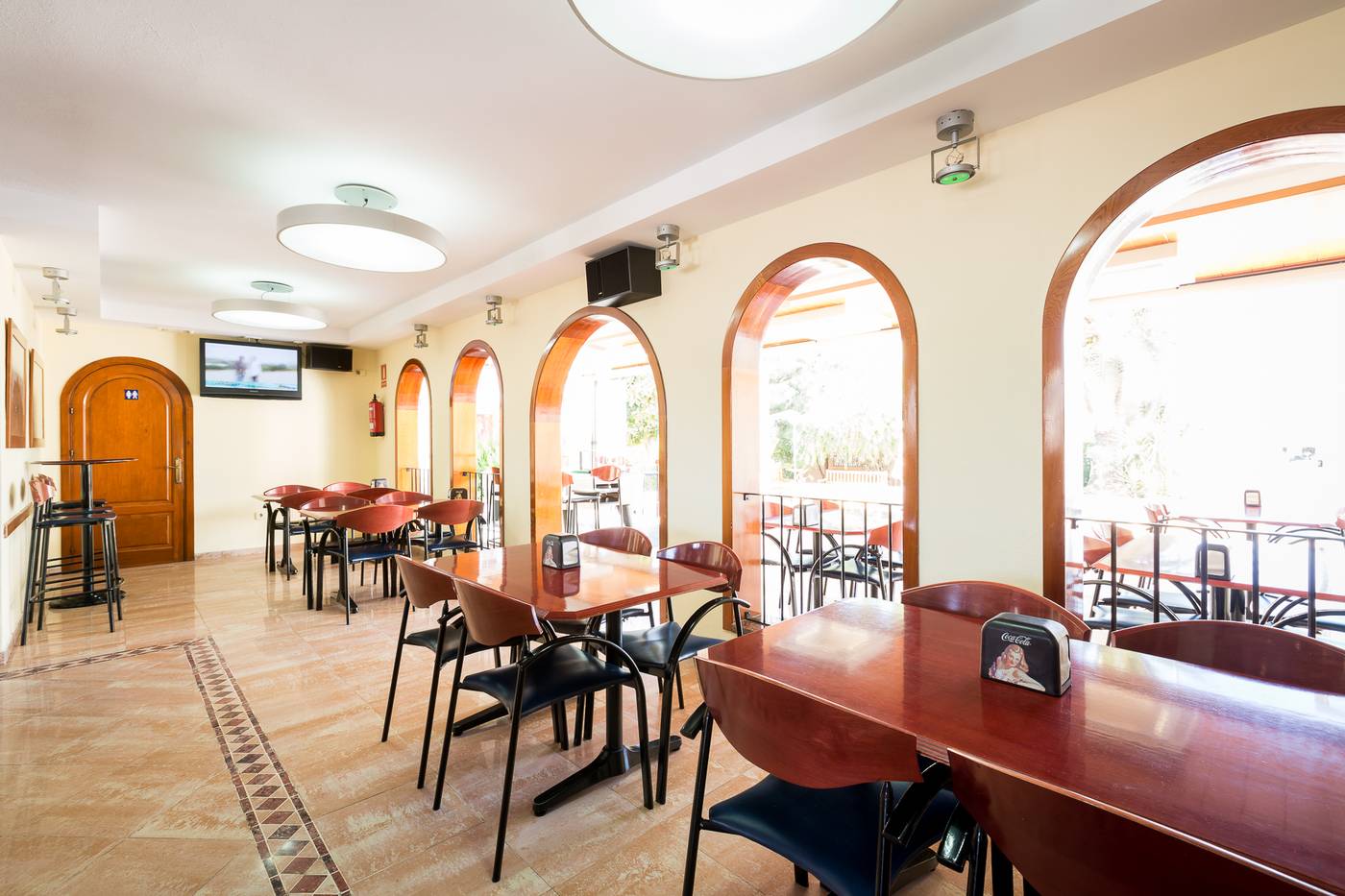 Zodiac-Apartamentos-Bar-32