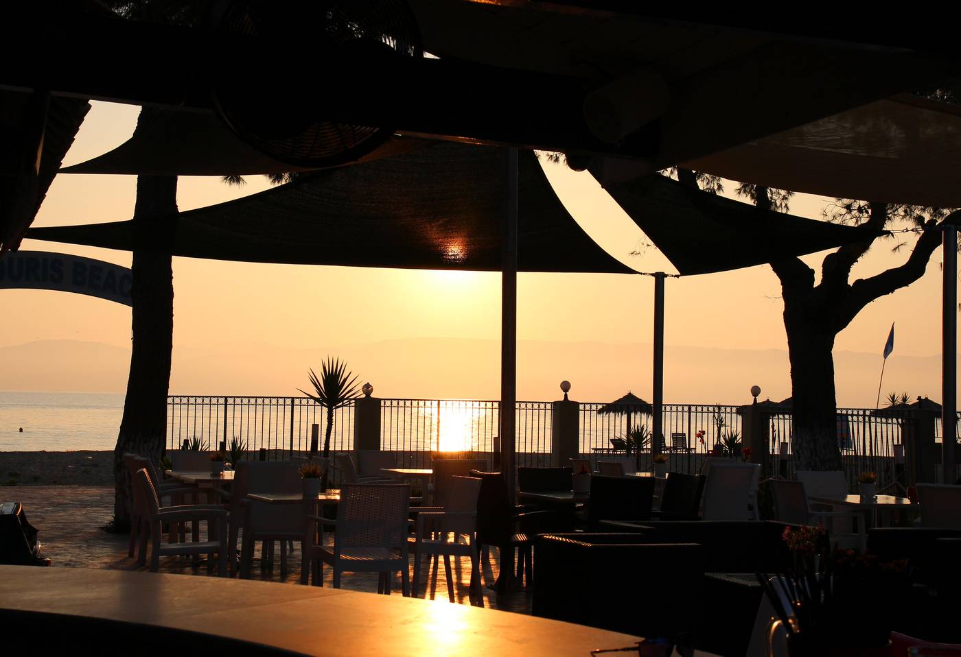 Koulouris-Beach-Restaurant-33