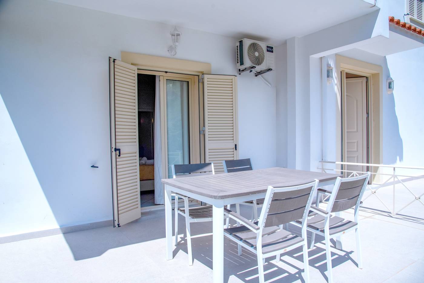 Princess-Hotel-Room-81