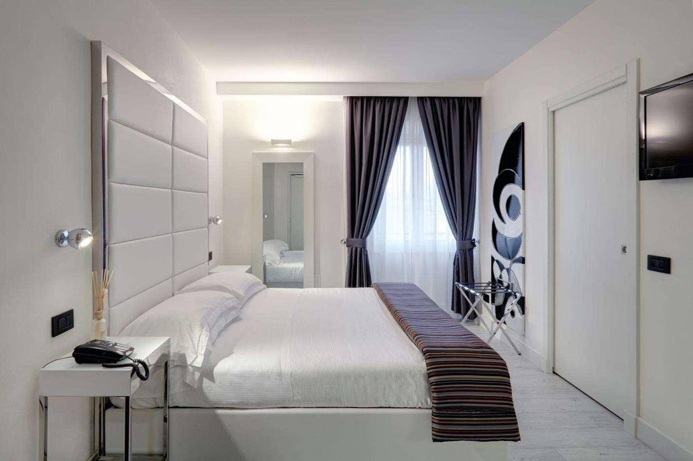 Lhp-River-Boutique-Hotel---Spa-Room-24