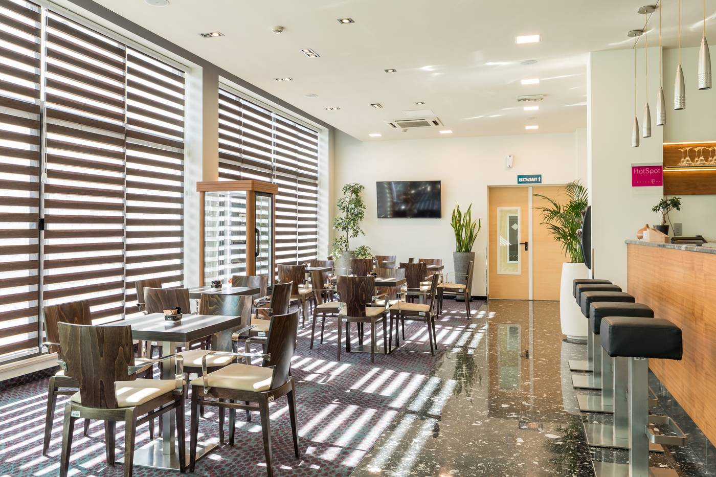 Hotel-Mondo-Restaurant-30