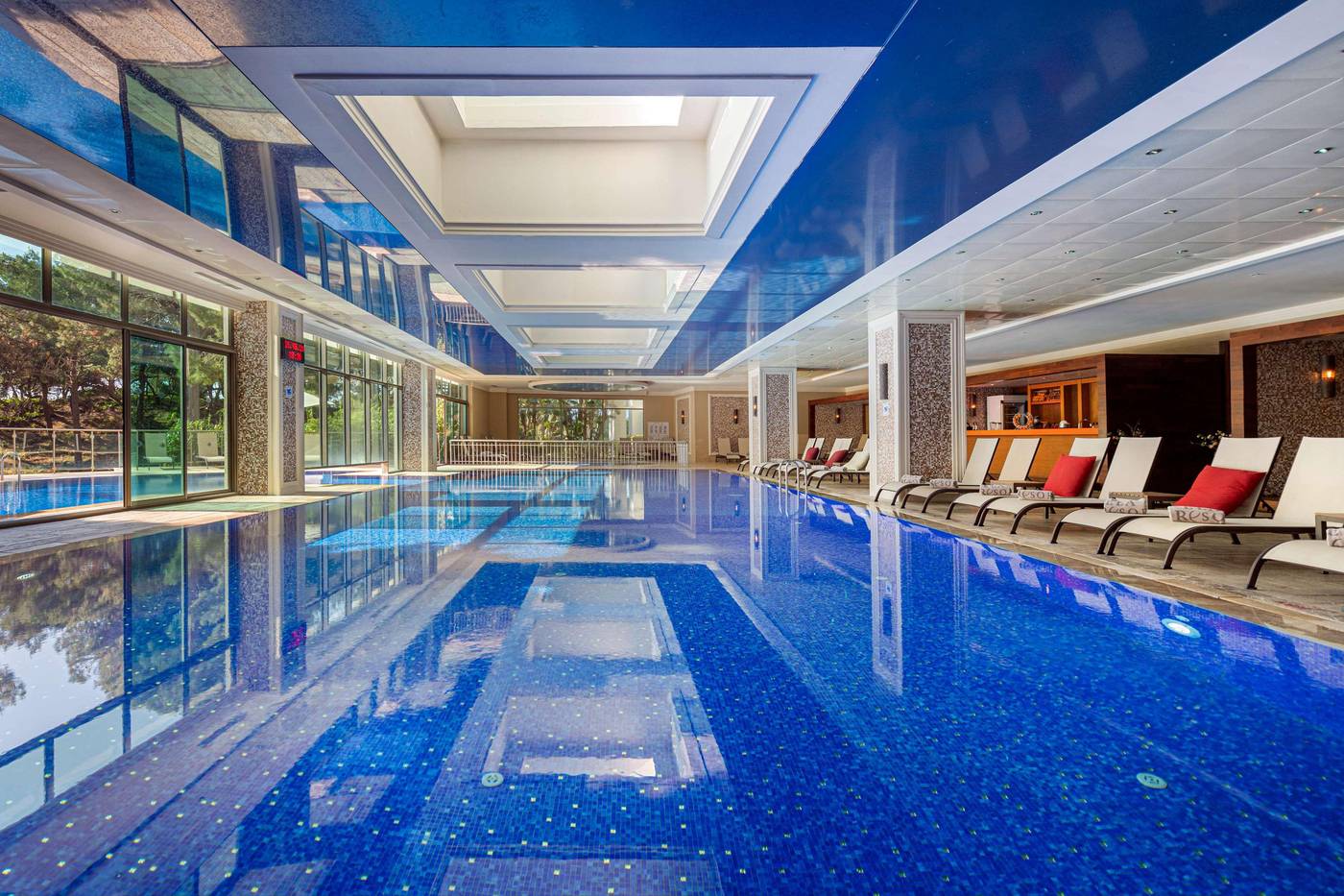 Ela-Excellence-Resort-Belek-Pool-83