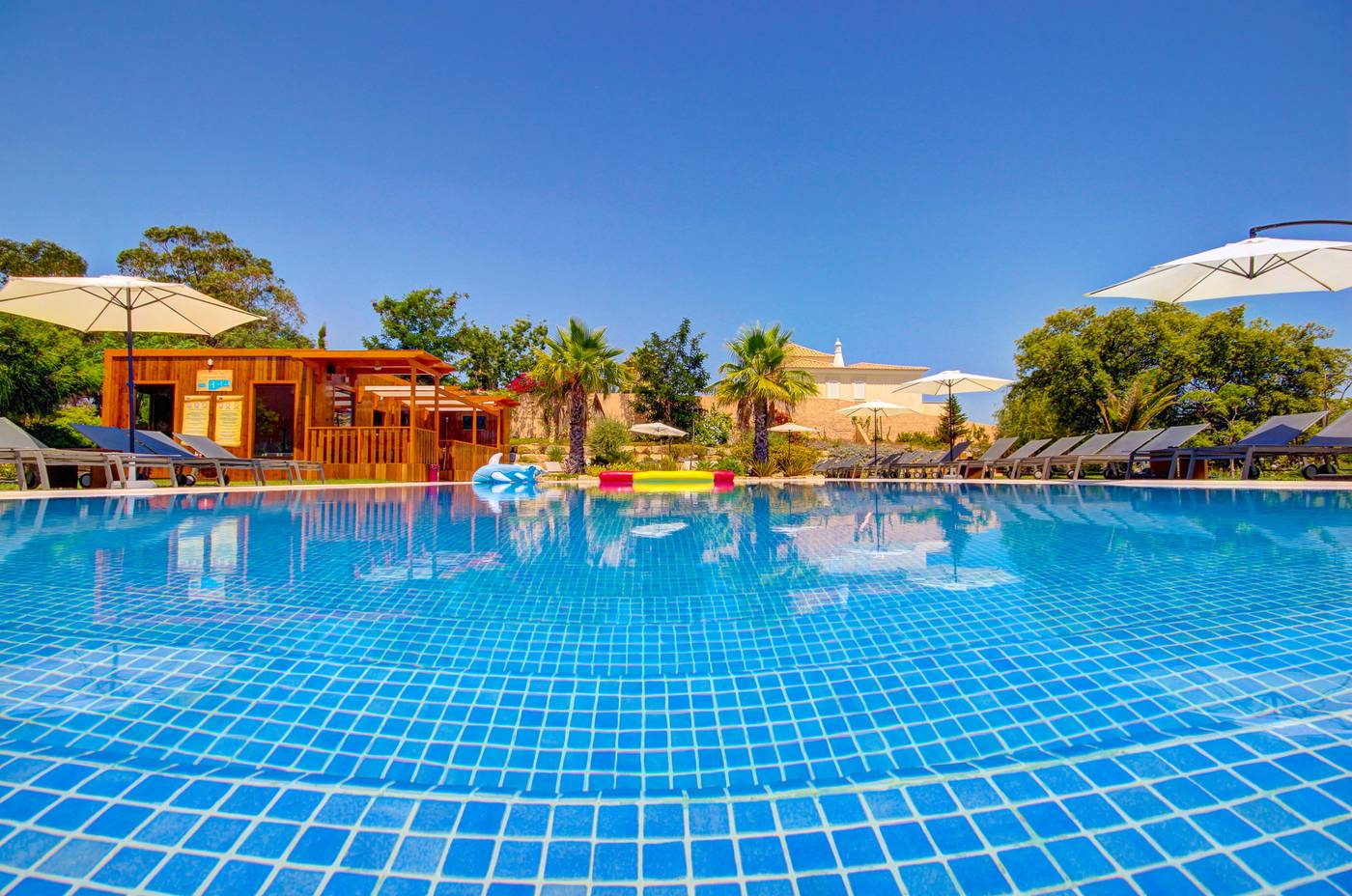 Pinheiros-da-Balaia-Pool-3