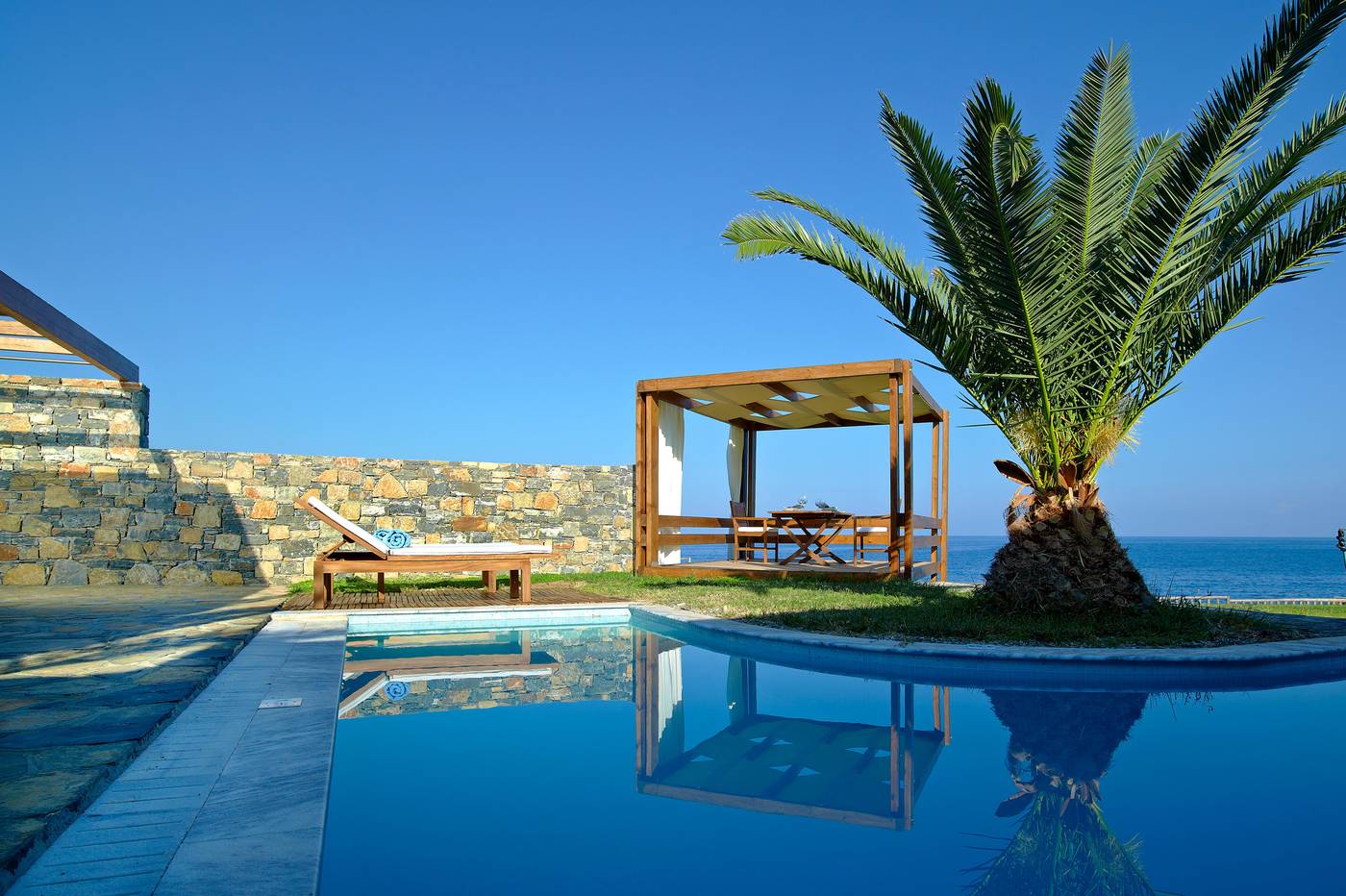 St-Nicolas-Bay-Resort-Hotel---Villas-Room-6