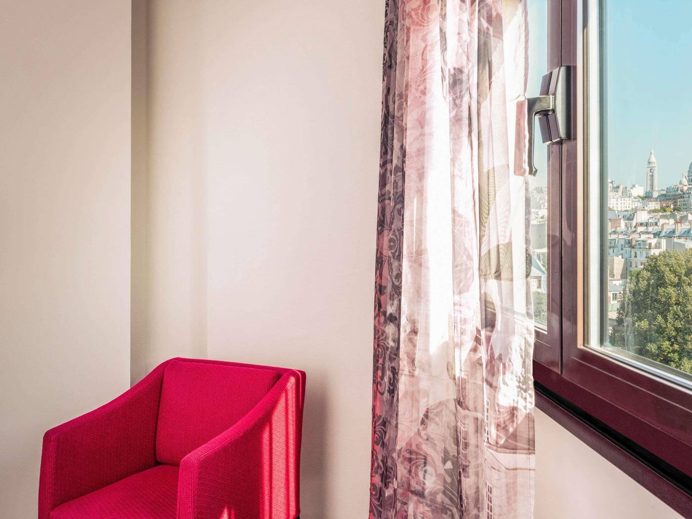 Mercure-Paris-Montmartre-Sacre-Coeur-Room-46