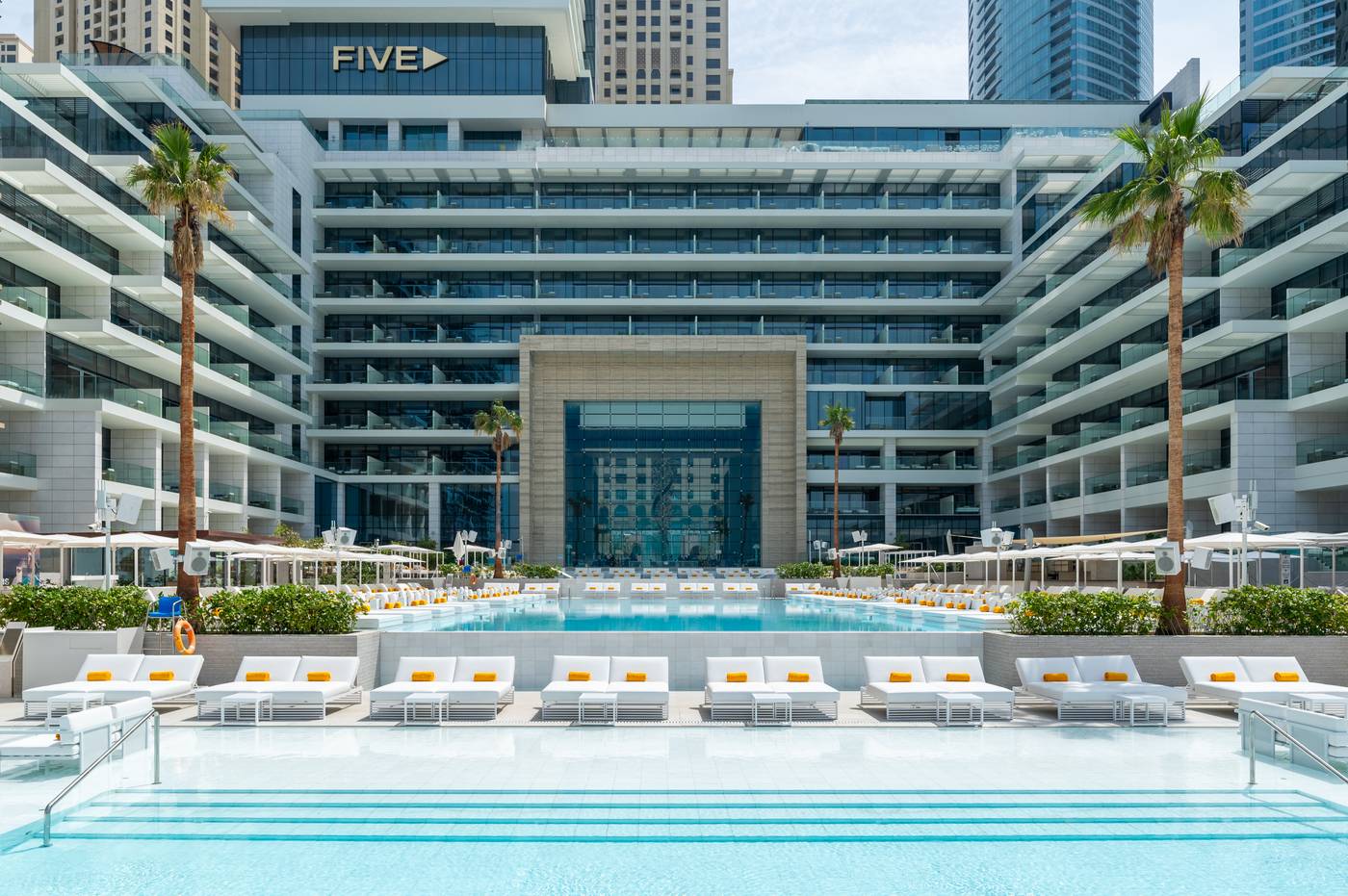 Five-Luxe-Hotel-General-view-1