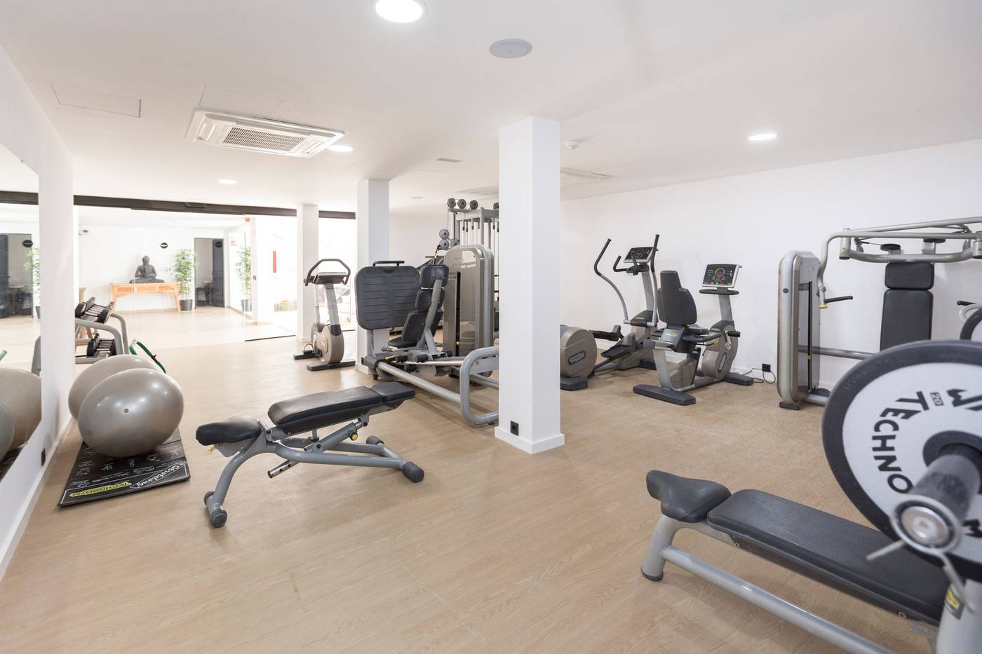 Occidental-Roca-Negra---Adults-Only-Sports-and-Entertainment-55