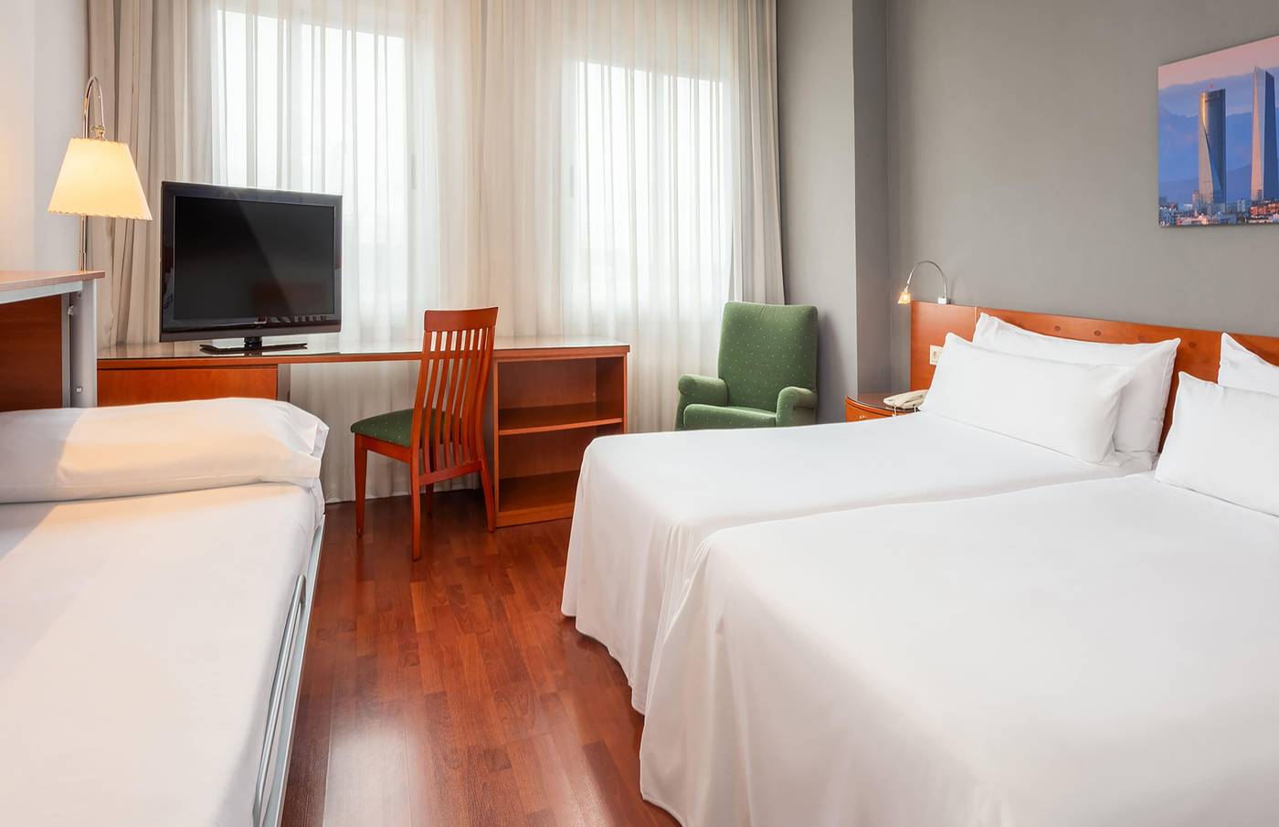 TRYP-Madrid-Chamartin-Hotel-Room-20