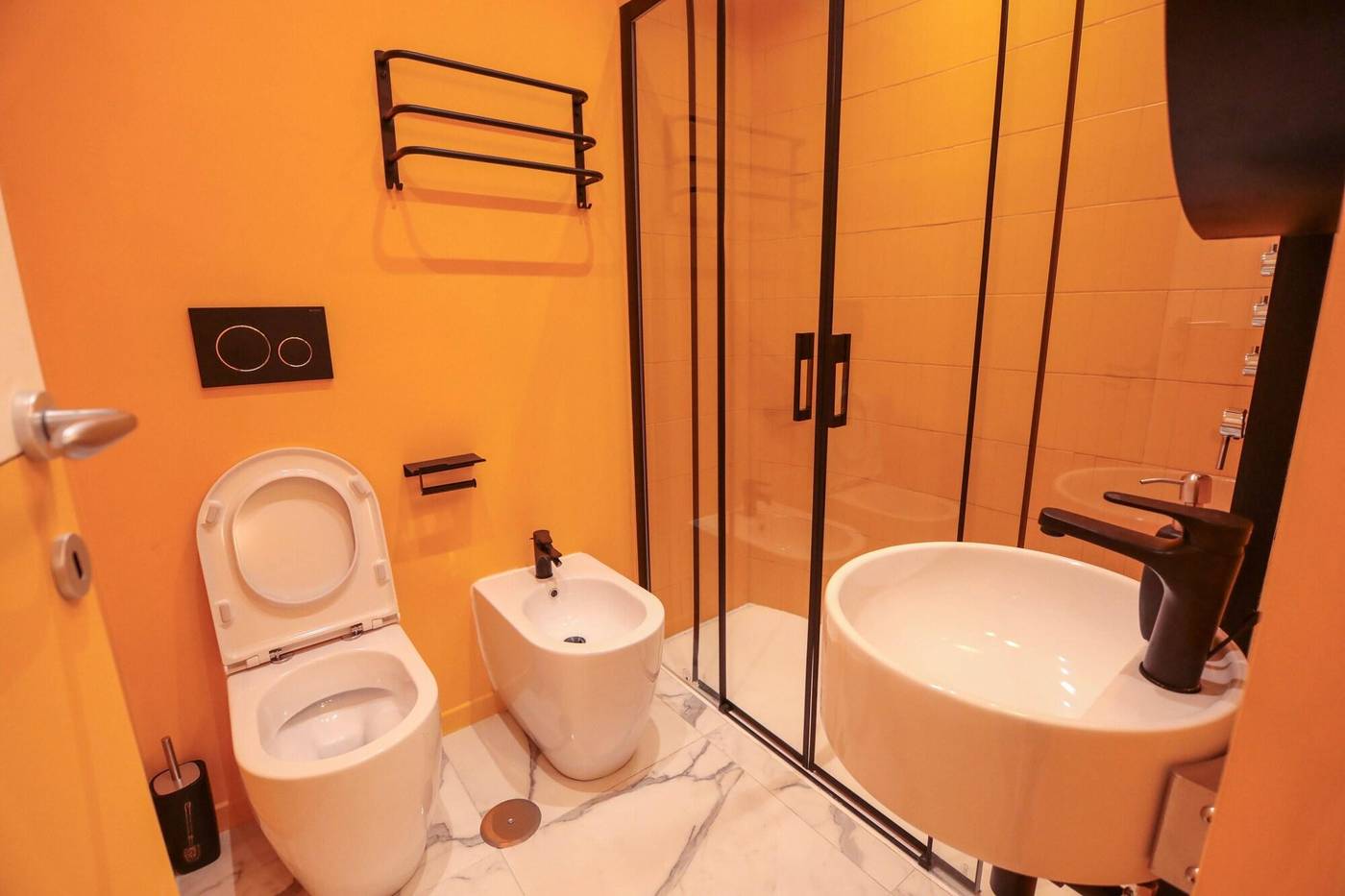 O-Effe--Global-Suites-at-Vatican-Room-27