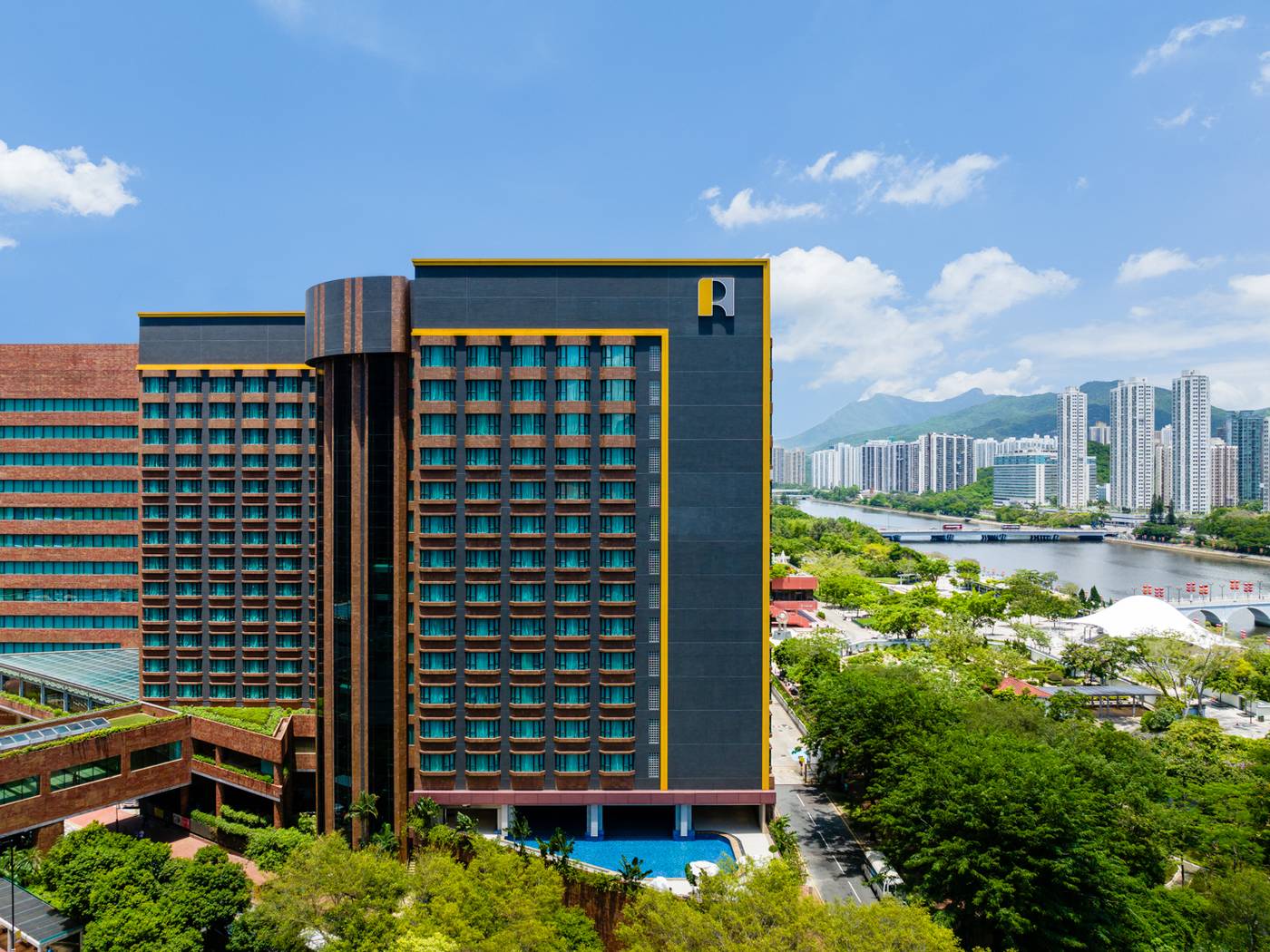 Royal-Park-Hotel-General-view-2