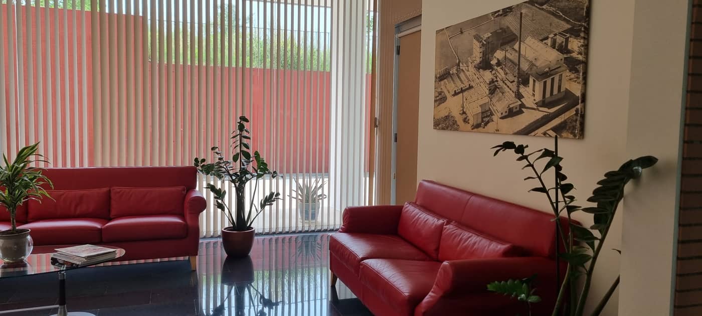 Apartaments-Els-Quimics-Lobby-6