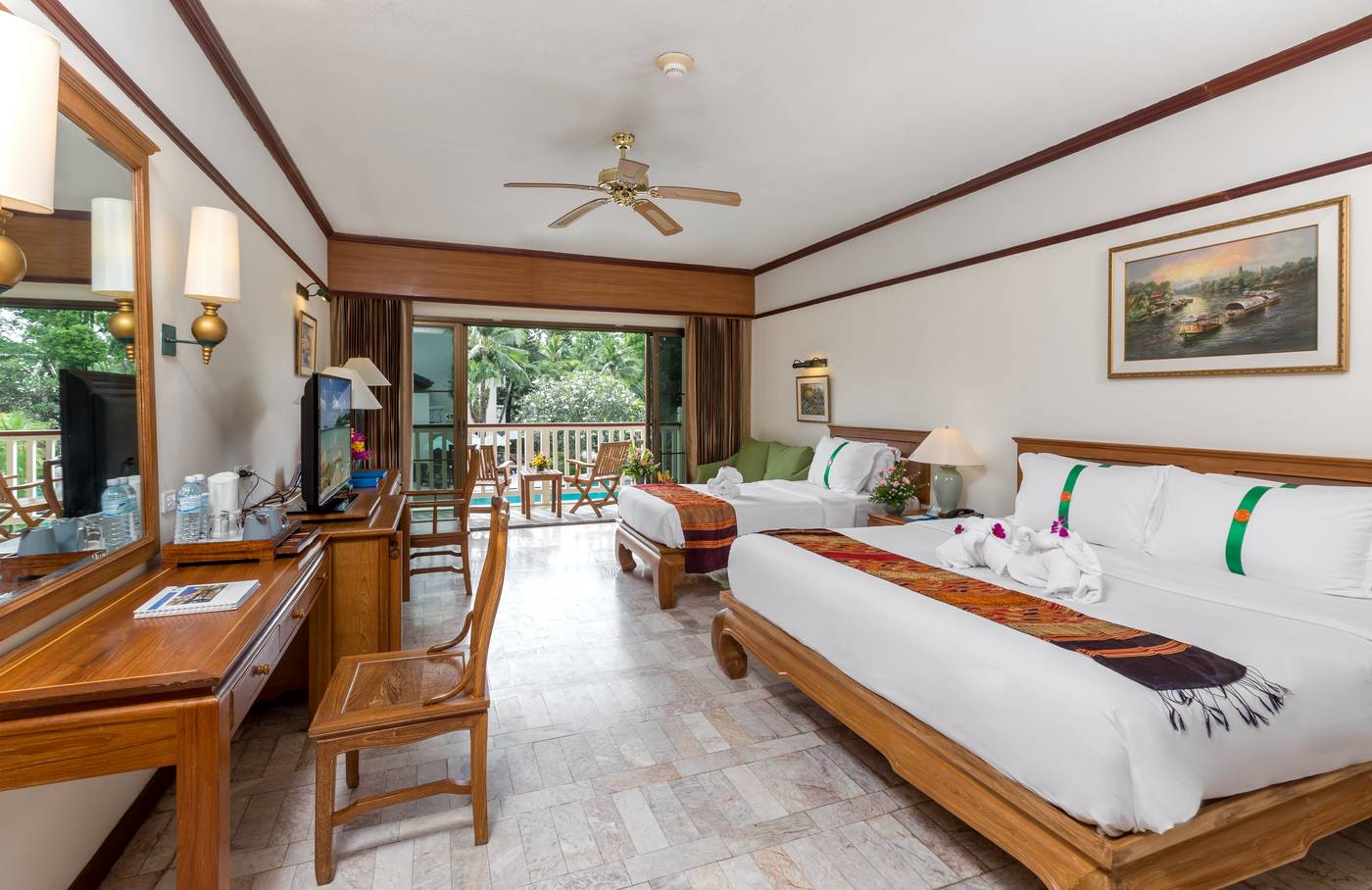 Thara-Patong-Beach-Resort-Room-38