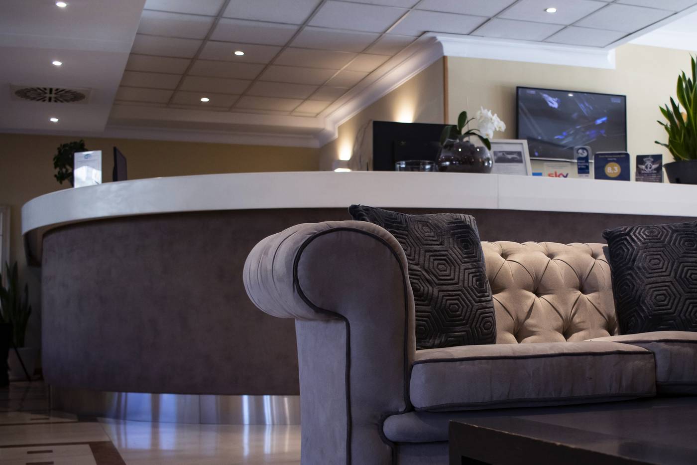 BV-Oly-Hotel-Lobby-15