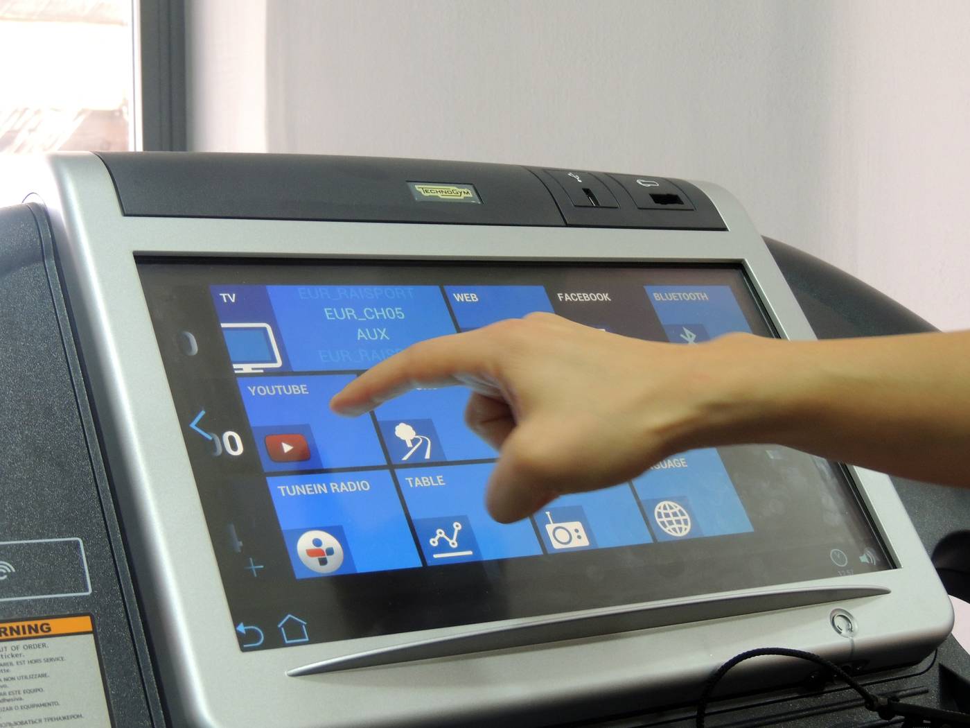 AX-ODYCY-Sports-and-Entertainment-78